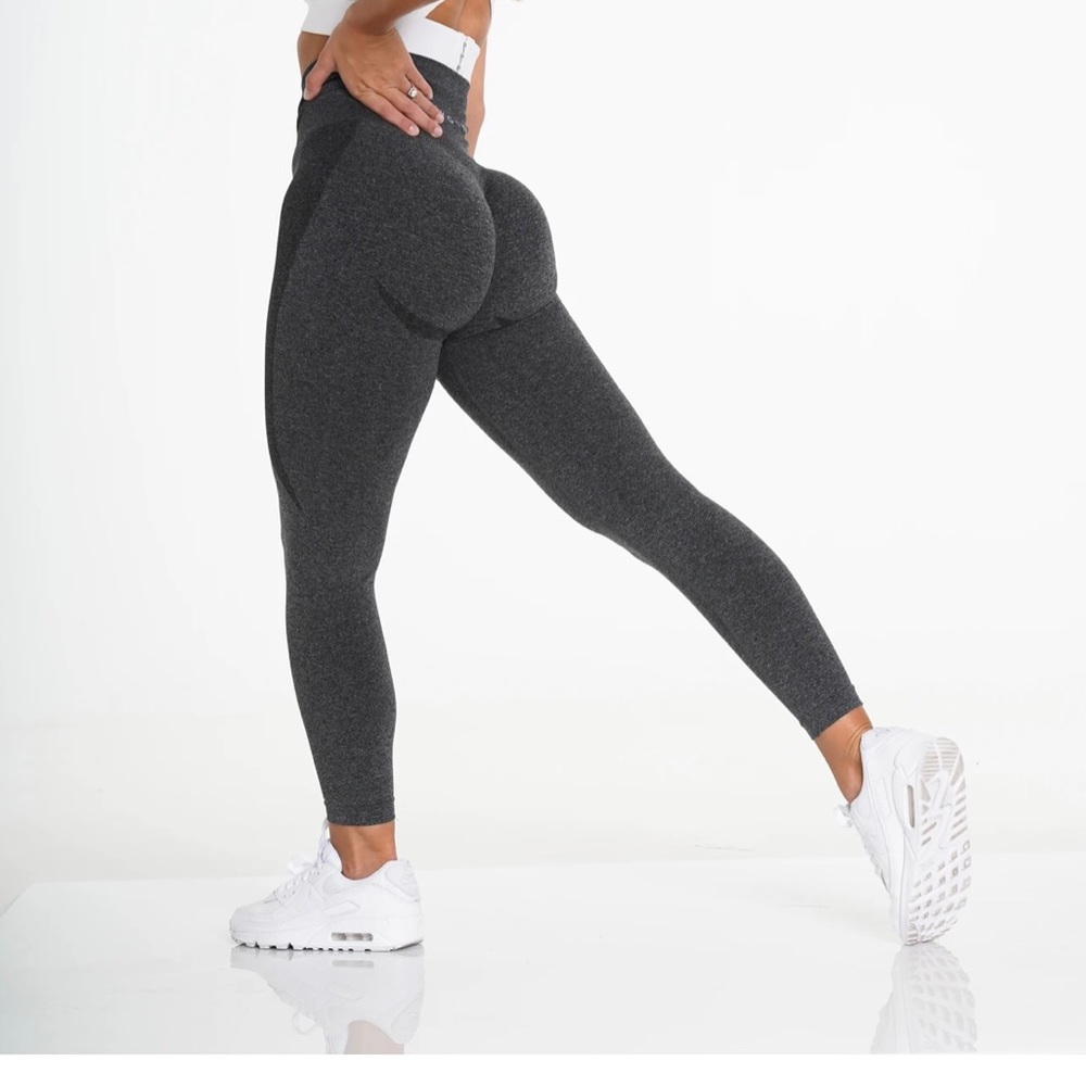 NVGTN Black Speckled Contour Seamless Leggings